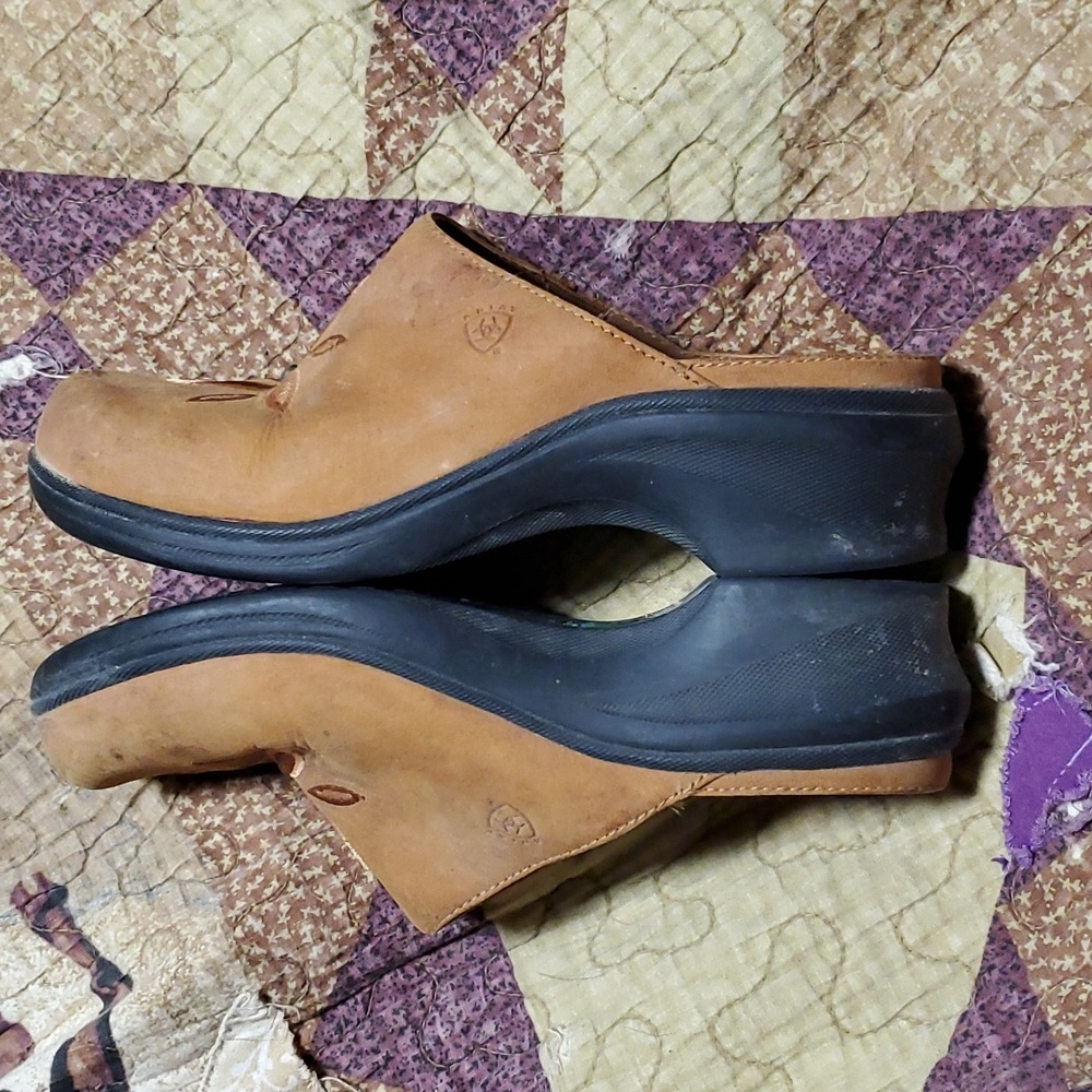 Ariat clogs - Picture 4 of 5